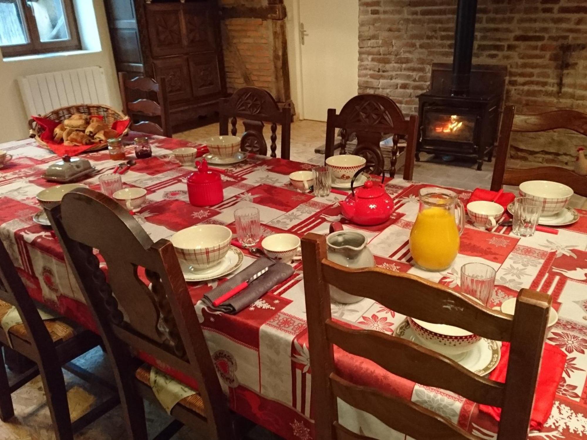 A La Poularde B&B Curciat-Dongalon Екстер'єр фото